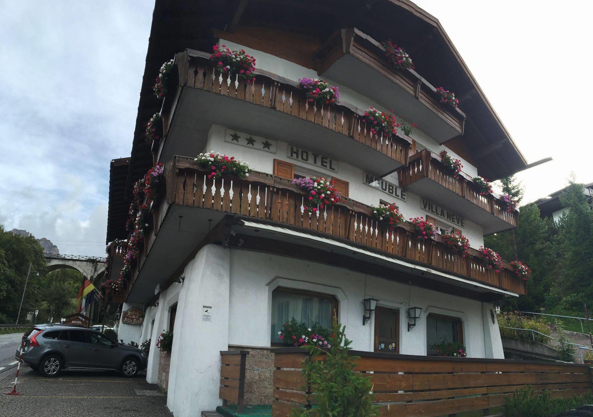 Meuble Villa Neve กอร์ตินาดัมเปซโซ ภายนอก รูปภาพ